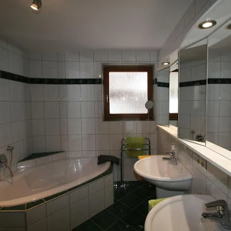 Apartamento Neurauter-1 By Interhome Fügen